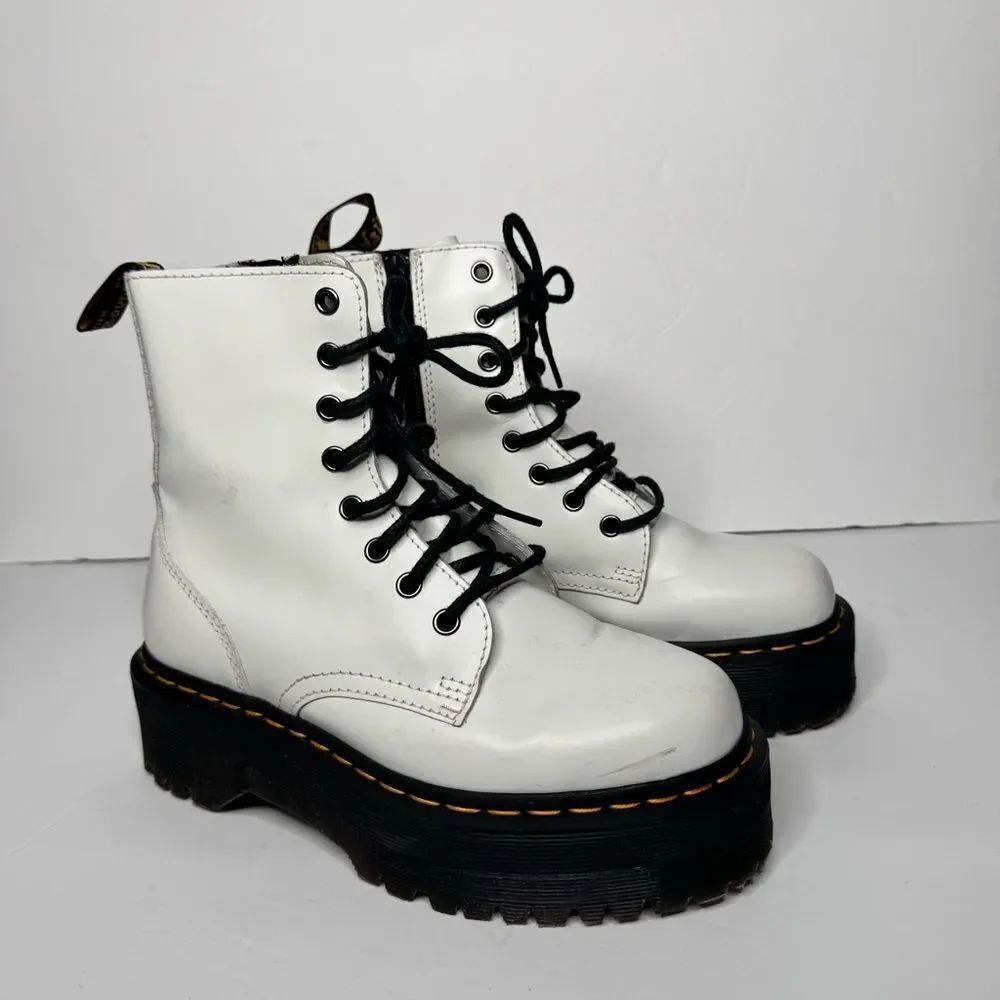 Dr. Martens Jadon boots in white with black platform size 7